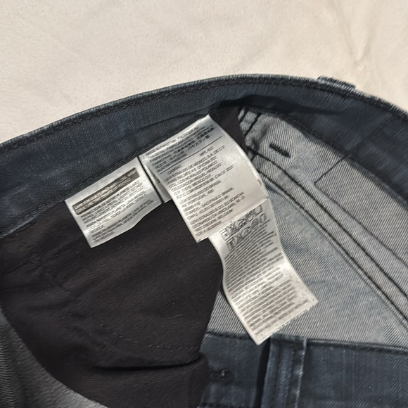 Levi’s 511 33x30 - Picture 3 of 4